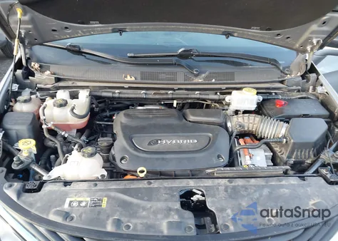 2018 Chrysler Pacifica Hybrid Touring Plus z USA, uszkodzony, nr VIN 2C4RC1H77JR194782